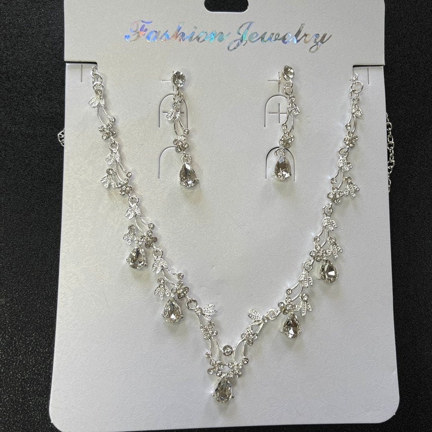 silverstarjewel Beautiful Jewelry Sets for Teen Girls' 925 Silver White Pearl Ethnic Earrings Pendant Antique Jewellery Collection Affordable Wedding Bijoux