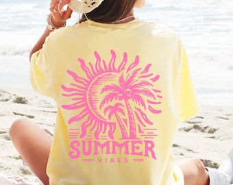 Sommer Vibes Shirt, trendiges Sommershirt, Vorder- und Rückendesign, Retro Sommershirt, Sommerurlaubst-shirt, Strandvibes, Comfort Colors® T-Shirt