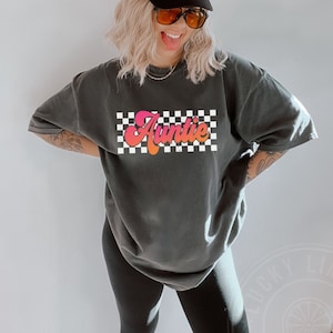 Checkered Auntie Shirt, Retro Aunt Shirt, New Aunt Gift, Auntie Gift, Baby Announcement Shirt, Comfort Colors® Tee, Neon Aunt Graphic Tee