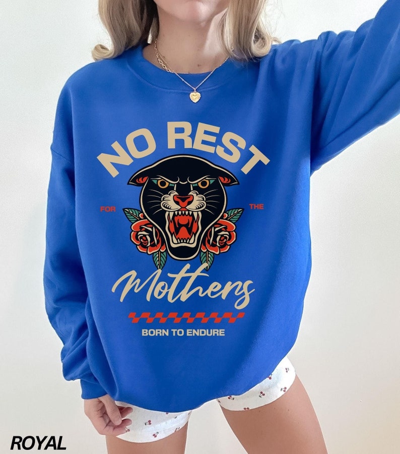 Geen rust voor de moeders-sweater, mama-sweater, moederschap shirt, coole moeders club, retro tijger shirt, rock mom shirt, grappige moeder trui Royal