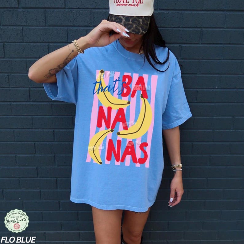 Camiseta "That's Bananas", camiseta de frutas de verano, camiseta con juego de palabras sobre comida, camiseta gráfica retro, camiseta gráfica de plátano, camiseta de verano de moda, Comfort Colors® Flo Blue