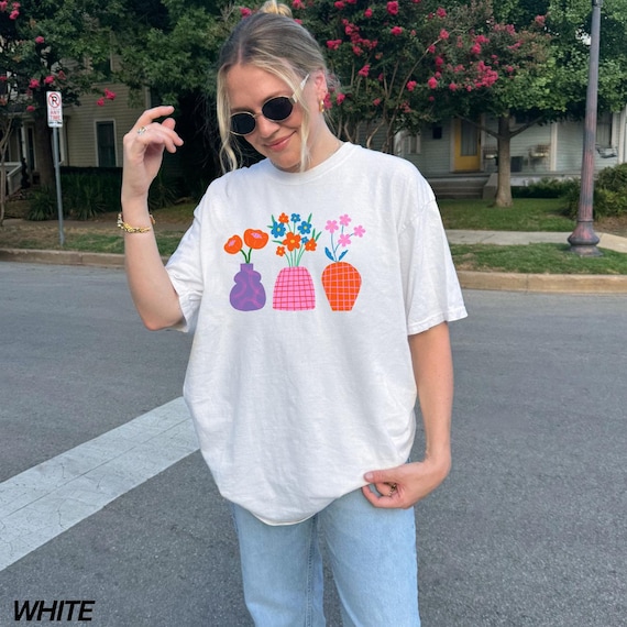 Comfort Colors® Flower Shirt, Retro Flower Shirt, Flower Market Tshirt, Spring Shirt, Gardening Shirt, Plant Tshirt, Womens Floral Tshirt