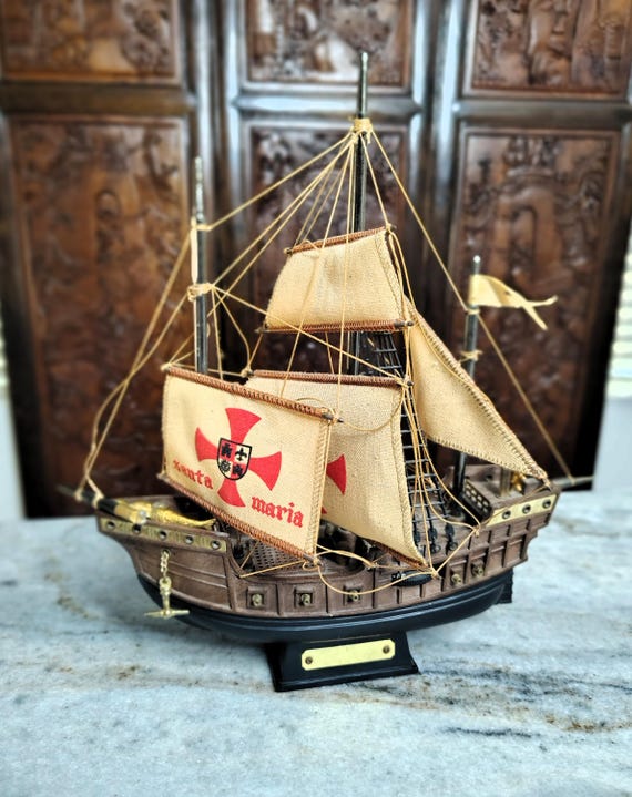 帆船型ラジオ【希少★】SANTA MARIA TRANSISTOR RADIO Vintage Santa Maria Ship AM Transistor Radio Replica - Kitschy