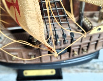 Vintage Santa Maria Ship AM Transistor Radio Replica - Kitschy
