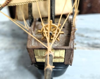Vintage Santa Maria Ship AM Transistor Radio Replica - Kitschy