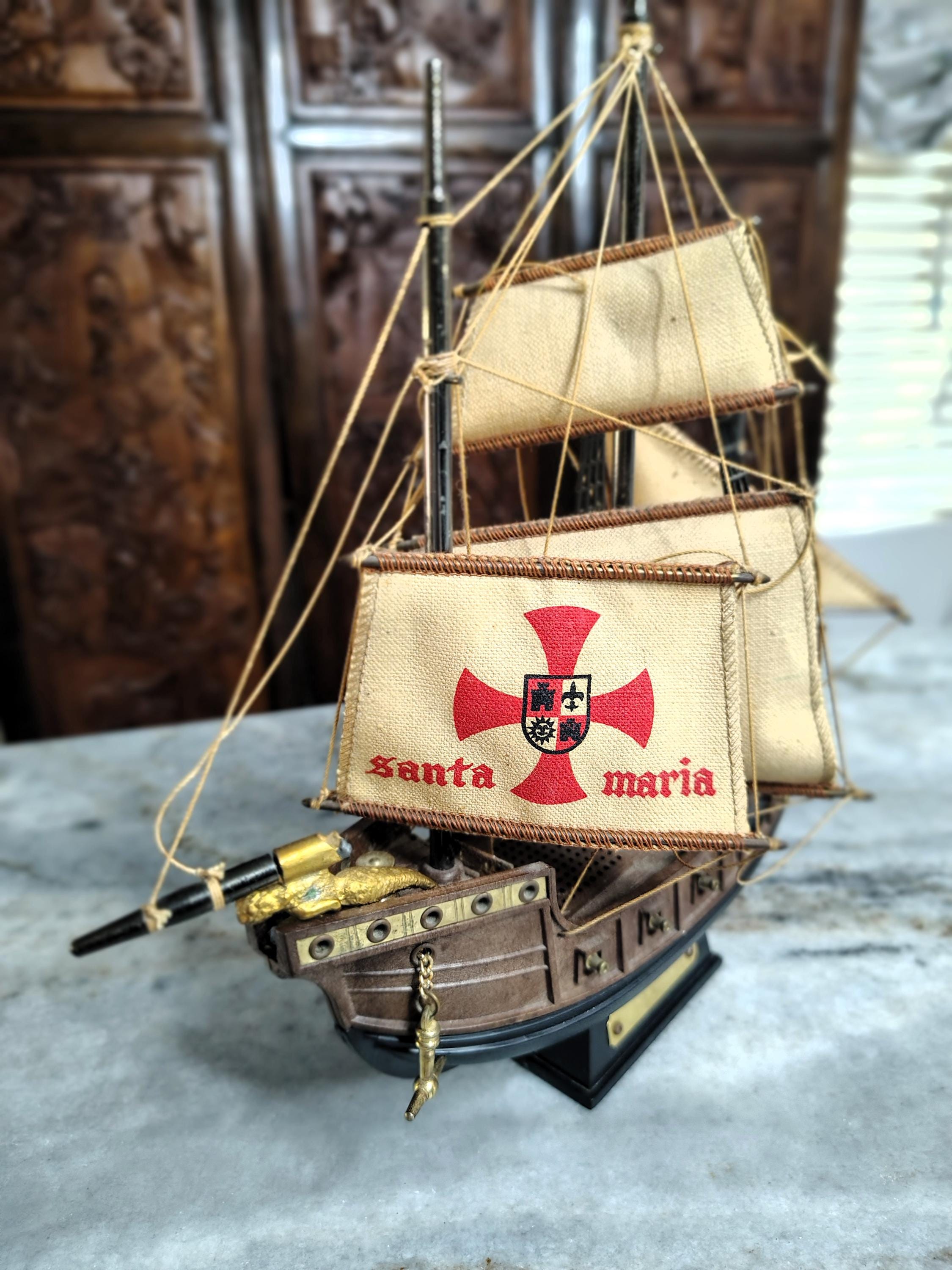 Vintage Santa Maria Ship AM Transistor Radio Replica - Kitschy