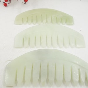 get 1pic Natural jade comb handmade carving comb, no static, Gifts for girlfriends, parents and elders gifts Gift for Father's/mother's Day