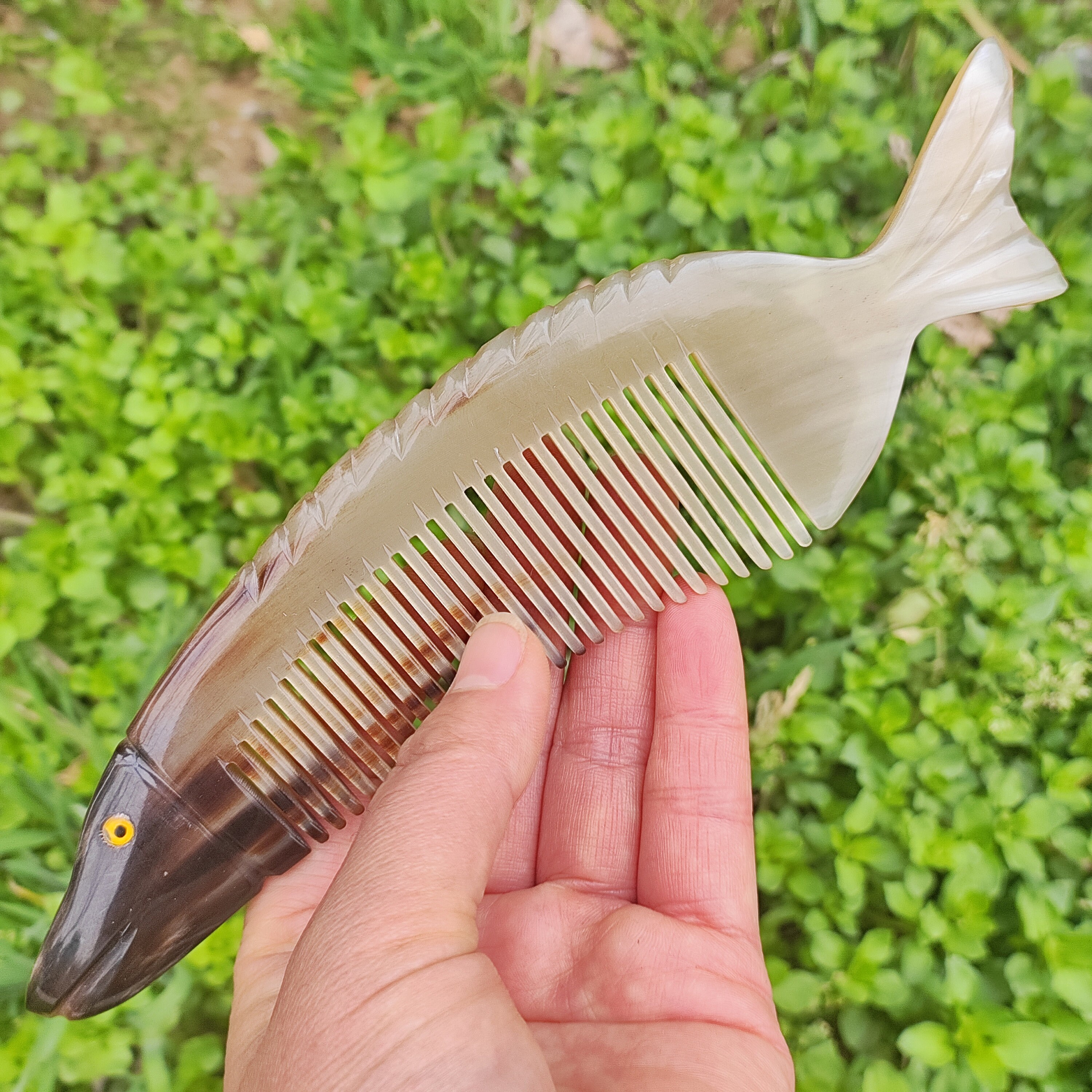 Get 1 Piece Natural Sheep Horn Fish Shape Statue Handmade Horn Comb, No ...