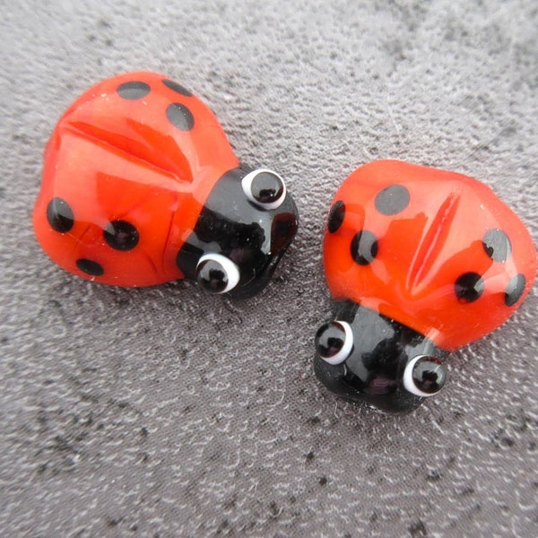 Red Ladybug Glass Lampwork Beads, Spotted Black Ladybug, Handmade Small Insect Beads (2)