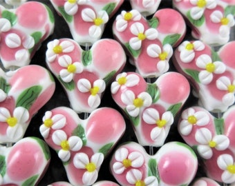 White Daisy Pink Heart Glass Lampwork Beads, Diagonal White Flowers on Handmade Focal & Floral Design Hearts (5 Beads)