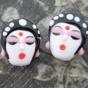 Buddha Lampwork Beads, Buddha Glass Pendants, Glass Geisha Girl Charms (2)