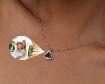 Collar de corazón personalizado con proyección de fotos - Regalo de cumpleaños personalizado para mamá hija ella - Regalos de Navidad para amante