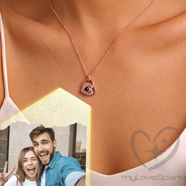 Projection Picture Necklace, Personalized Heart Necklace with picture, Memorial Gift, Gift for Her, Mom Necklace, Valentine Day Gift