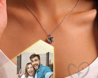 Photo Projection Necklace, Personalized Heart Necklace, Memorial Gift, Gift for Her, Mom Necklace, Valentine Day Gift