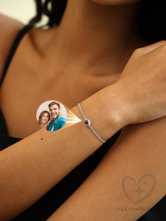 Personalized Photo Projection Bracelet with Sparkling Chain,Handmade Jewelry for Christmas, Bestfriend Gifts, Gifts for Mom Lover Girlfriend