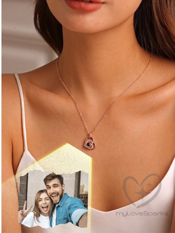 Projection Picture Necklace, Personalized Heart Necklace with picture, Memorial Gift, Gift for Her, Mom Necklace, Valentine Day Gift
