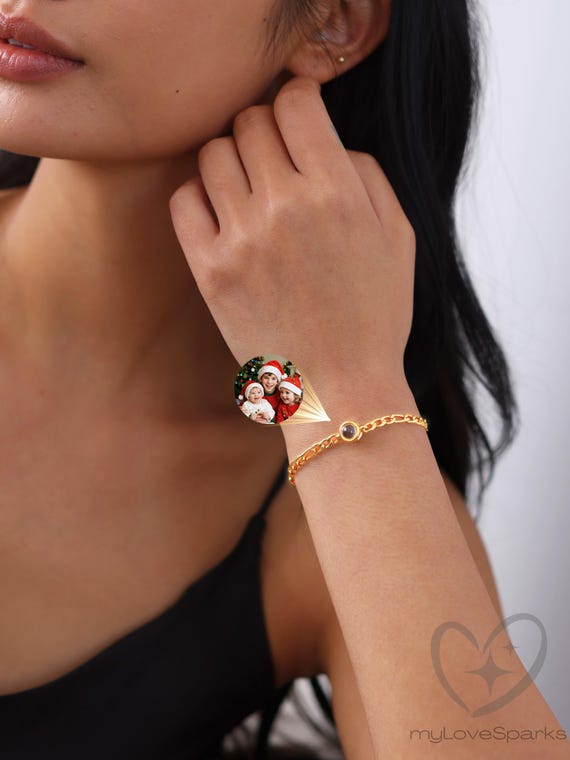 Custom Projection Bracelet with Cuban Chain, Handmade Jewelry for Christmas Gifts for Mom, Memorial Photo Bracelet for Wife Girlfriend
