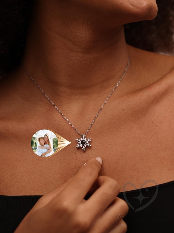 Custom Photo Projection  Necklace, Personalized Snowflake Necklace with photo inside, Memorial Gift, Gift for Her, Mom Necklace