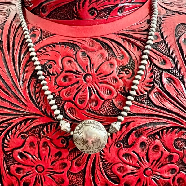 Navajo Pearl Necklace. Buffalo Nickel Bead Necklace. (A3)