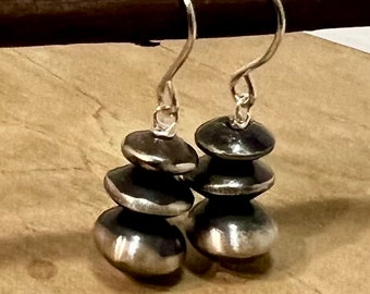 Vintage Navajo Perlenohrringe. Navajo-Perlen-Ohrringe aus Sterlingsilber