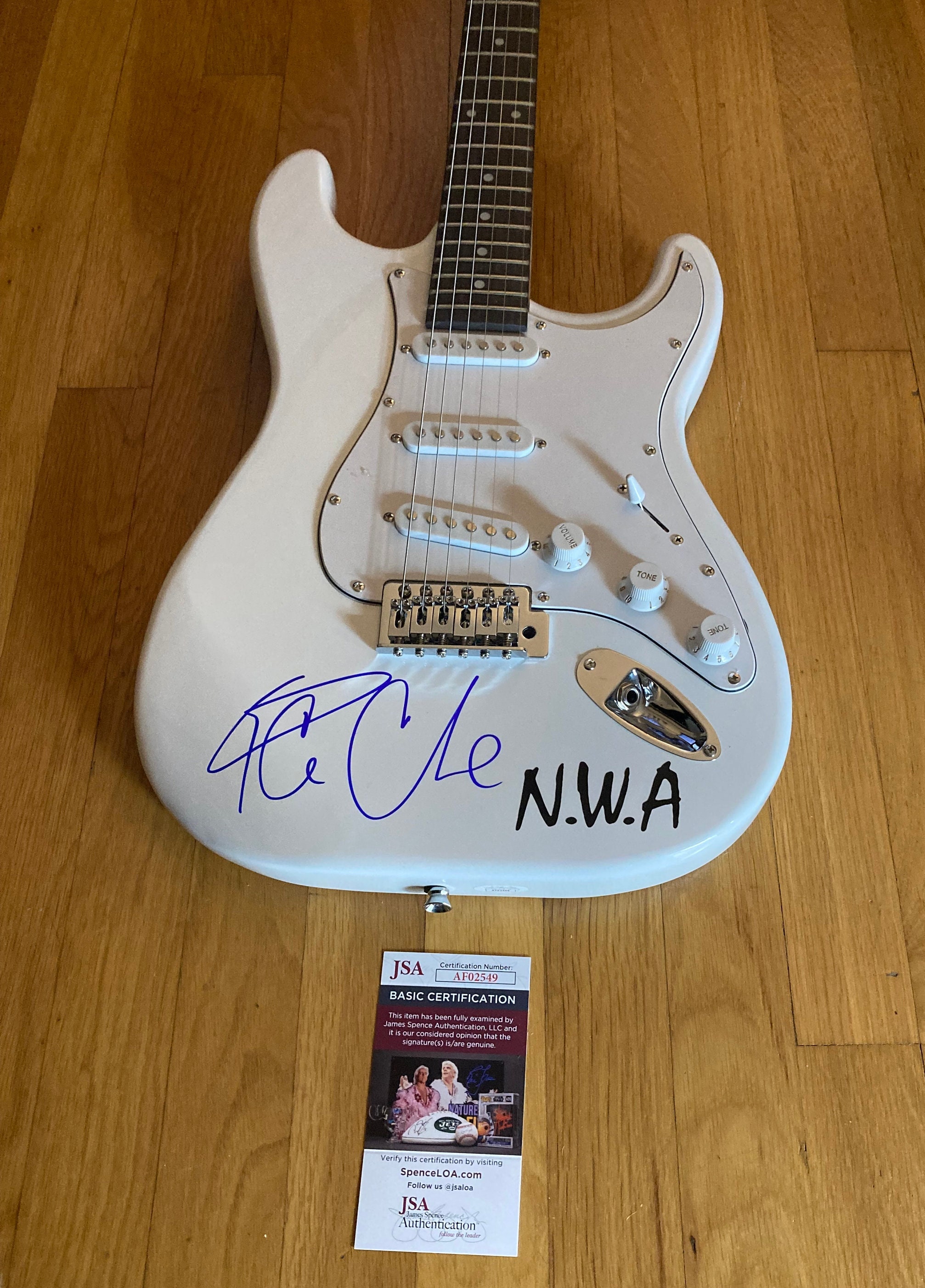 Anderson Paak singer songwriter signed Microphone COA proof autographed Mic STAR Anderson Paak singer songwriter signed Microphone COA proof autographed Mic STAR
