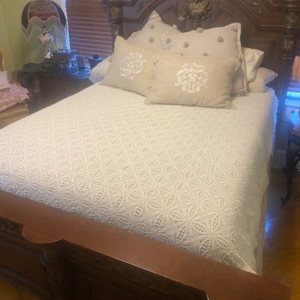 Queen Bedspread Etsy