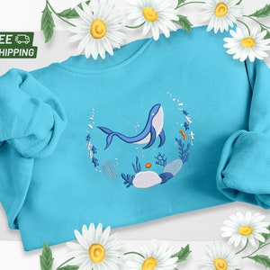 Ozean-Blaues Wal-Sweatshirt, Gestickter Wal-Tiefsee-Kunst-Pullover mit Rundhalsausschnitt, Aquatische Natur-Sea-Wildtier-Kleidung, Ästhetischer Wal-Pullover
