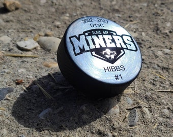 Customizable Engraved Hockey puck for coaches, teams, players