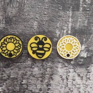 Shopping Cart Key, Loonie Replacements, trolley token, keychain, lanyard, cart key. Honey bee