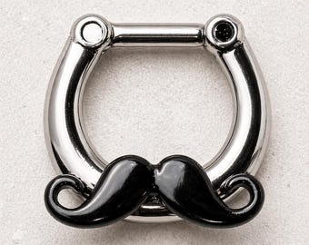 Moustache Septum Clicker Schwarz | Lustiger Septum Clicker | Schrulliger Septum Schmuck | Moustache Nasenring aus Chirurgenstahl 316L