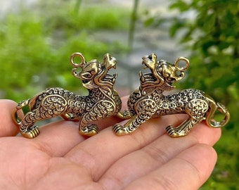 2pcs Wealth Copper Brass Lovely Money Pixiu God Beast Statue Pendant ,Brass Crafts Animal Tabletop Art Decoration Hanging Feng Shui Ornament