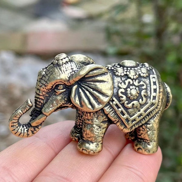 Mini Copper Elephant Sculpture Animal Brass Lifelike Statue Feng Shui Elephant Statue Sculpture Collection Figurine Wealth Home Decoration