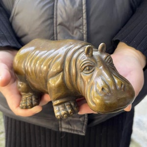 Big Antique Pure Copper hippo Ornament,Copper hippopotamus Solid hippo Copper Lifelike Statue,Brass Art Animal porch Tabletop Art Decoration