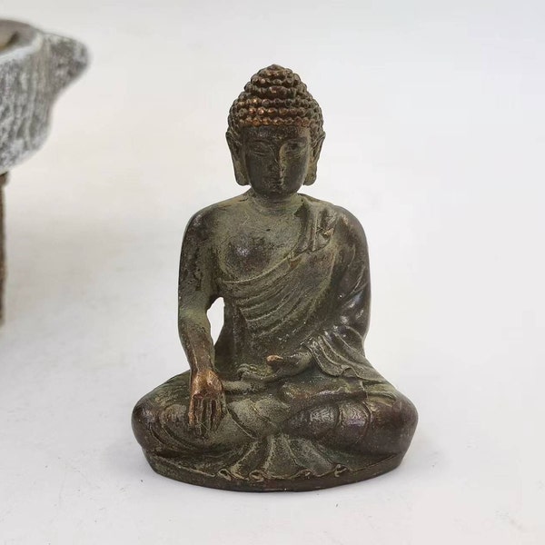 Tibet Buddhism Bronze Copper Tibetan Shakyamuni Buddha figurine,Meditating Sitting Buddha Figurine,Wealth Meditation Decor Shakyamuni statue