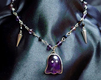 Collar de fantasma para Halloween: Joyería caprichosa con amatista