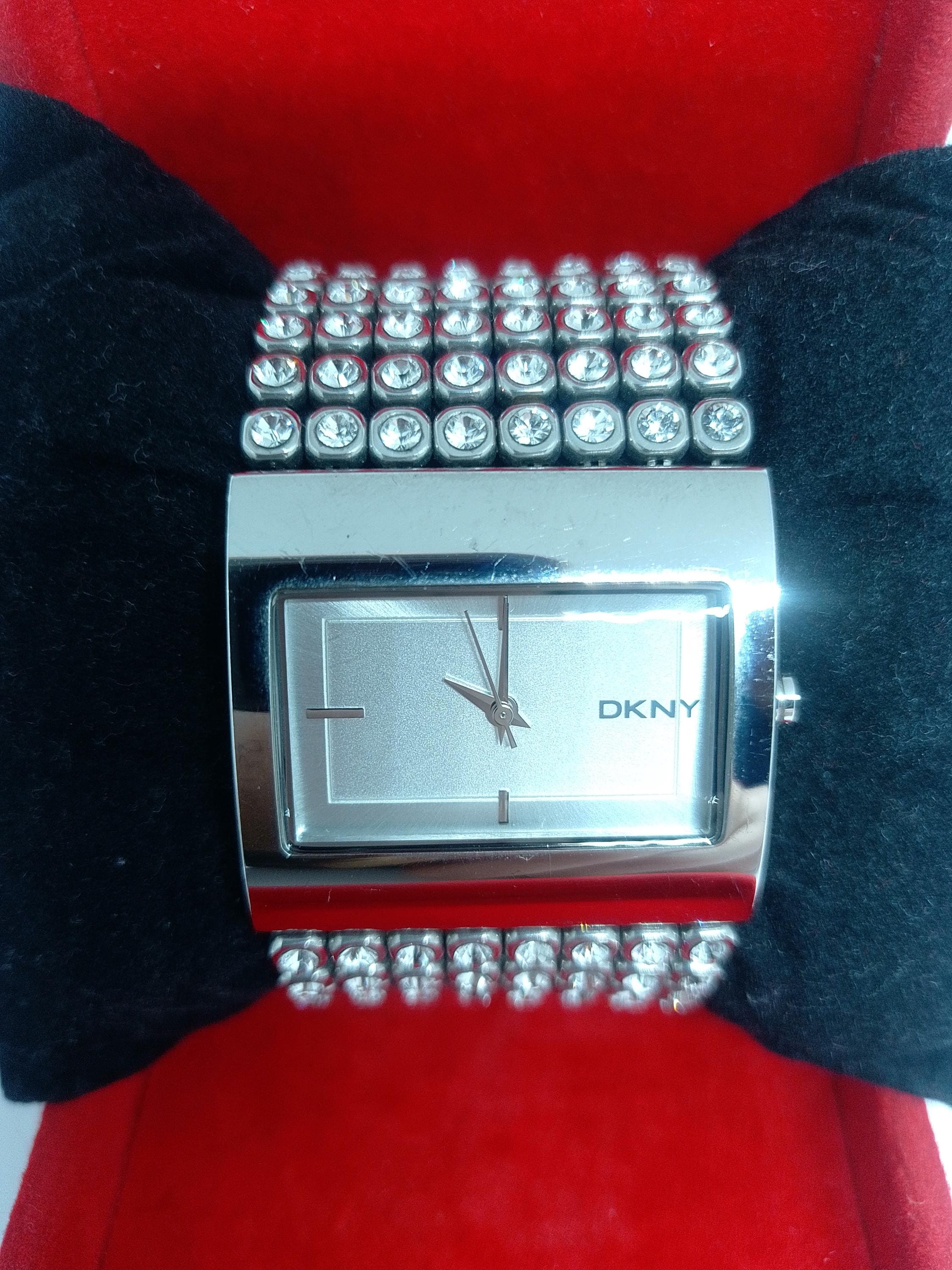 DKNY NY-4661 Ladies Wristwatch Quartz Crystal Mesh bracelet Stainless steel Japan Gift for her