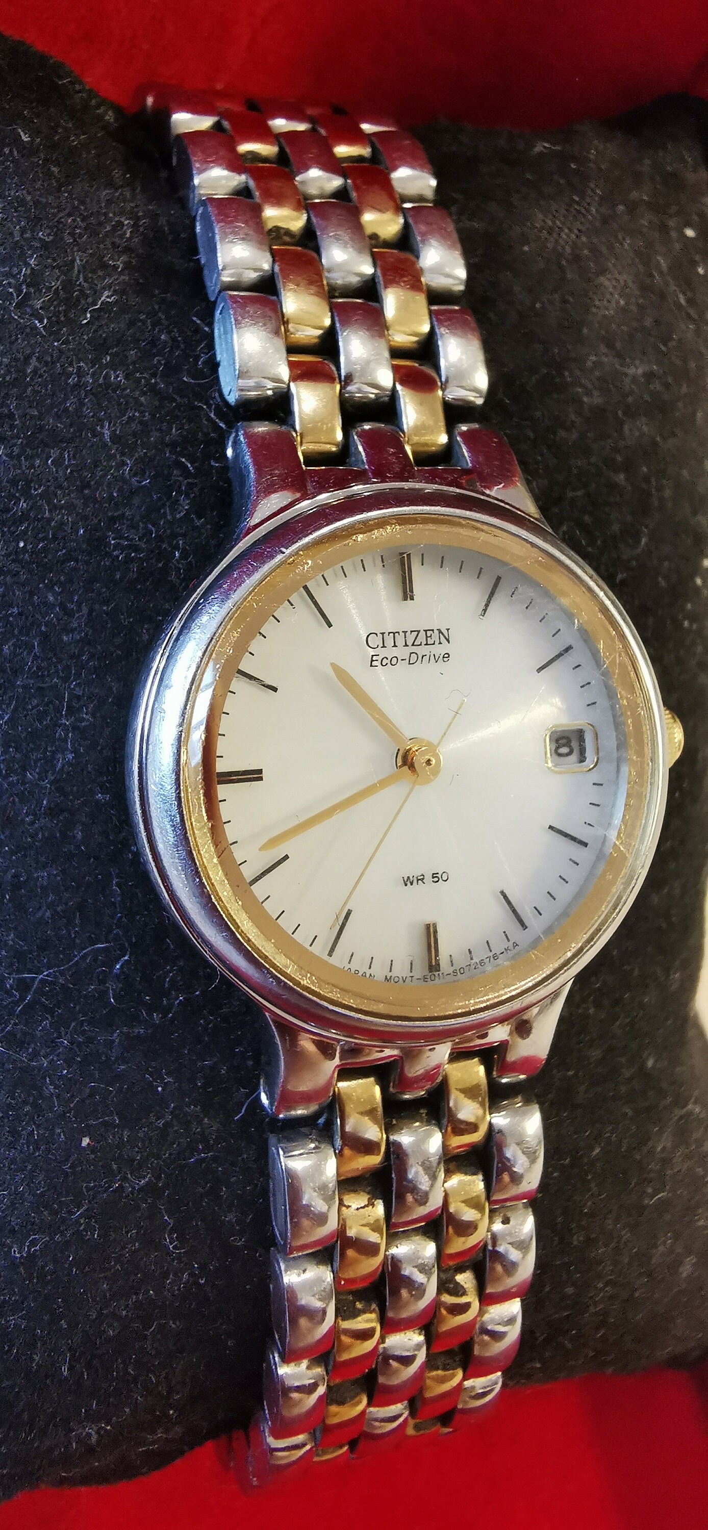 Vintage Citizen Eco-drive E011-S058295 2 Tones Bracelet Date 