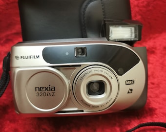 Fujifilm Nexia 320ixz Automatic Camera in MINT Condition, With