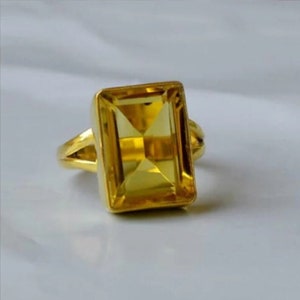 Natürlicher zertifizierter gelber Saphir / Pukhraj Panchadhatu Rashi Ratan Astrologischer Zweck Ring Handgemachter Ring für Mann und Frau, Geschenk für sie