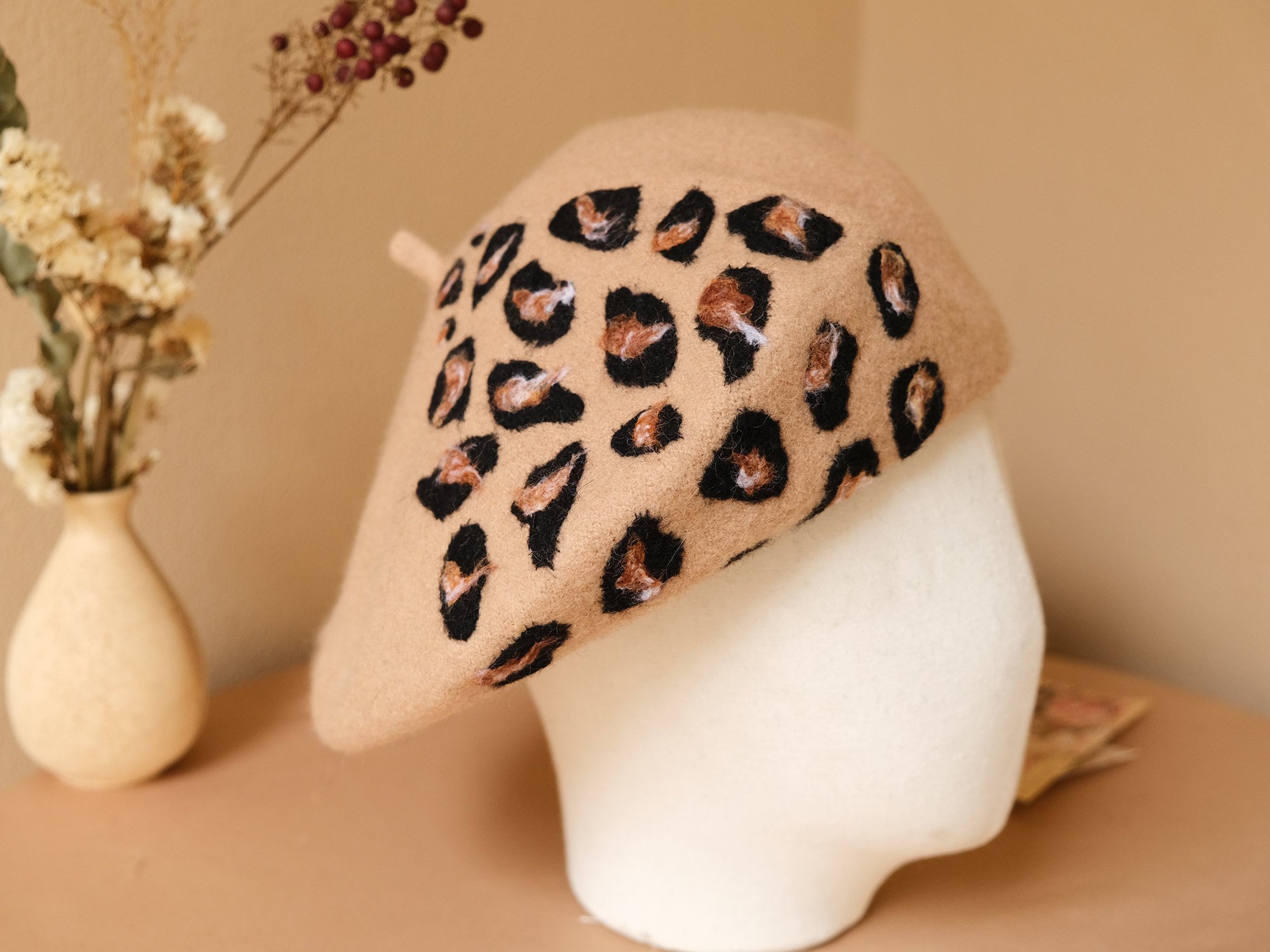 Fun 1960s Vintage Snakeskin Print Satin Big Bubble Beret Hat Brown Cream Shades Leopard Beret - Etsy main image 3