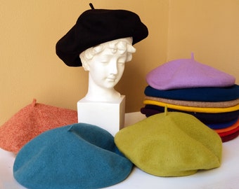 Sombrero de boina de ala grande, boina de gran tamaño slouchy, boina vintage para mujeres/hombres, boina cómoda de gran tamaño, boina de lana de invierno, decoración de boina negra
