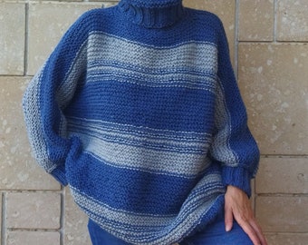 Maglione grosso da donna dolcevita reversibile lavorato a mano a righe blu francese grigio chiaro misto lana di alpaca