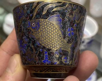 景徳鎮七宝焼きティーカップ、幸運の鯉の磁器、手描きの赤い鯉、豊穣のシンボルギフト、中国の旧正月茶器