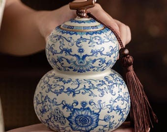 Celadon Tea Caddy, Gourd Shaped Storage Jar, Crackle Glaze Canister with Wooden Lid, Airtight Container for Tea Coffee