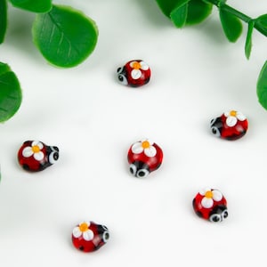 Pequeña mariquita de cristal, arte floral de lampwork hecho a mano, figura de buena suerte para maceta y decoración de jardín, regalo, mariquita de lampwork, mariquita de cristal
