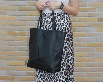 Black Leather Tote Bag – Large Genuine Leather Shoulder Bag for Women – Minimalist Work Purse – Elegant Everyday Shopper