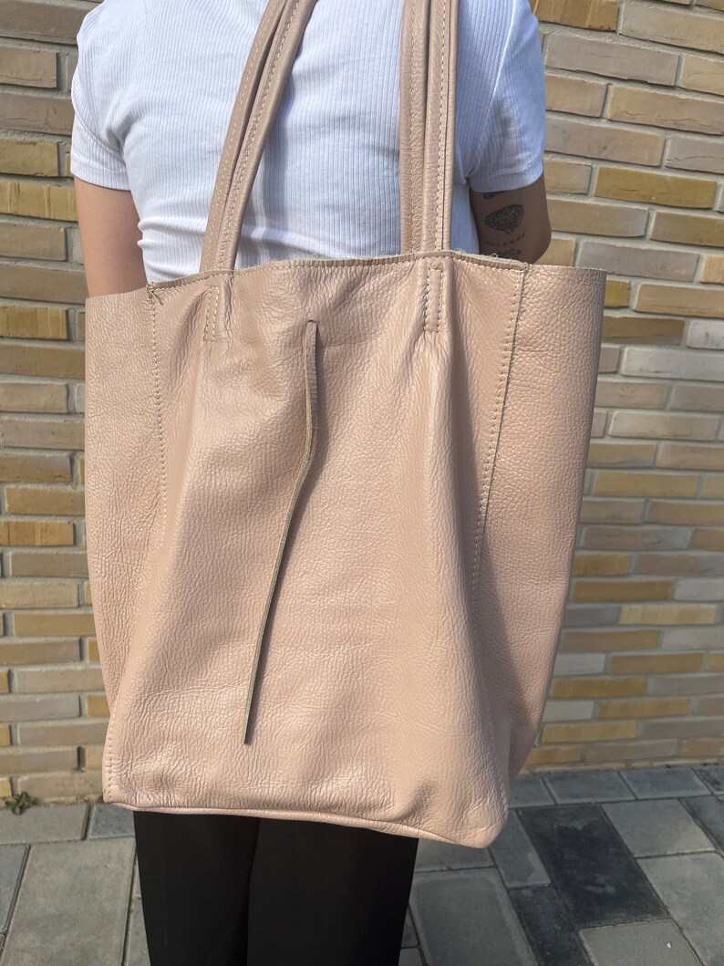 Purple shopper made of fine leather, high-quality shopper made of durable leather, purple handle bag, weekend bag, weekender, gift, basic image 4