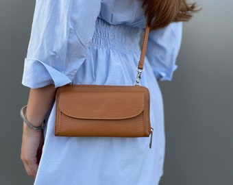 Cognac Leather Crossbody Bag – Small Real Leather Shoulder Purse, Elegant Camel Brown Handbag with Adjustable Strap
