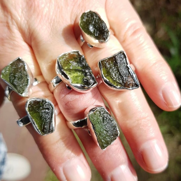 Moldavite ring, czech moldavite ring, 925 silver handmade ring, Genuine moldavite ring ,100% genuine moldavite stone ring, natural moldavite