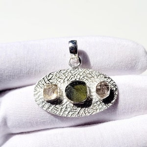 Moldavite Pendant, 925 silver stone pendant, stone pendant , herkimer pendant, silver moldavite pendant, certified moldavite pendant for her